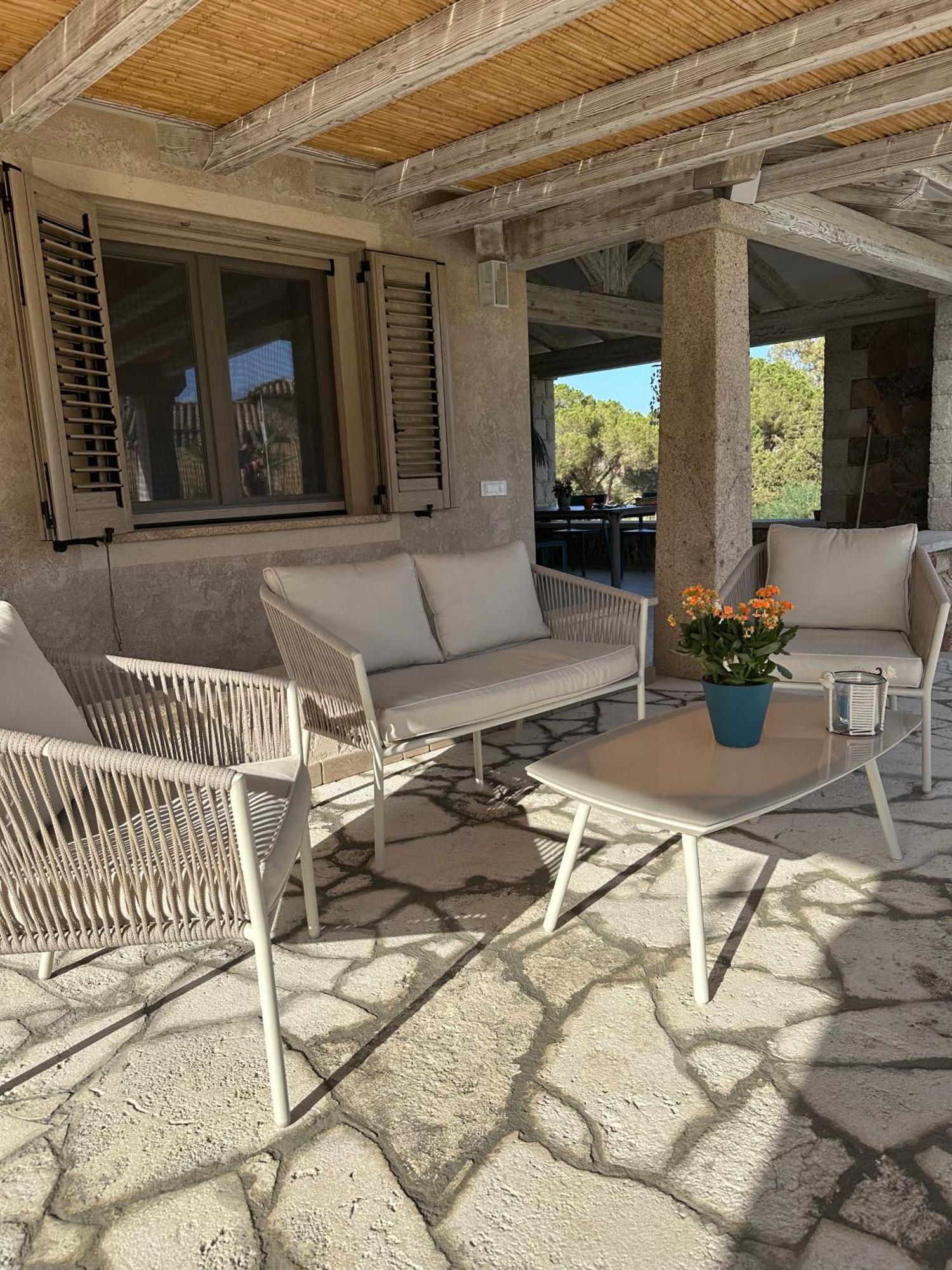 Villa Smeraldo Кастиадас Екстериор снимка